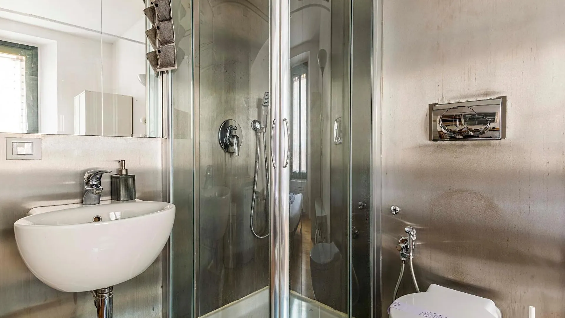 Luvi - Cicco Simonetta Apartment Milan